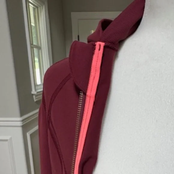 lululemon athletica Burgundy Jacket - Picture 3 of 4